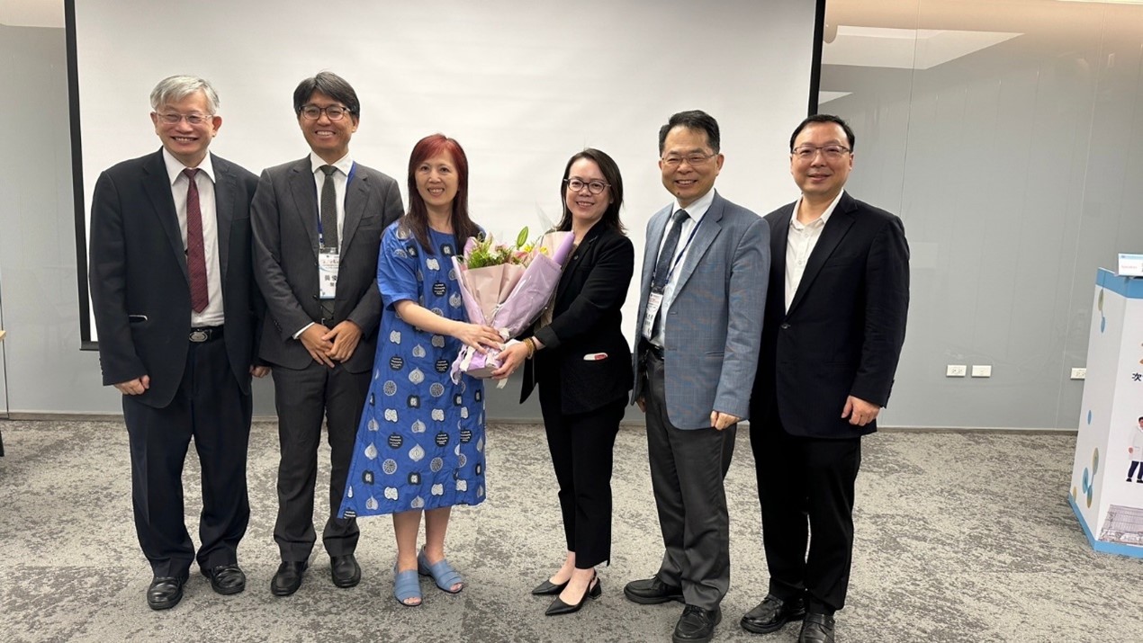 Hold a seminar at Taiwan Society of Critical Care Medicine Spring Symposium.